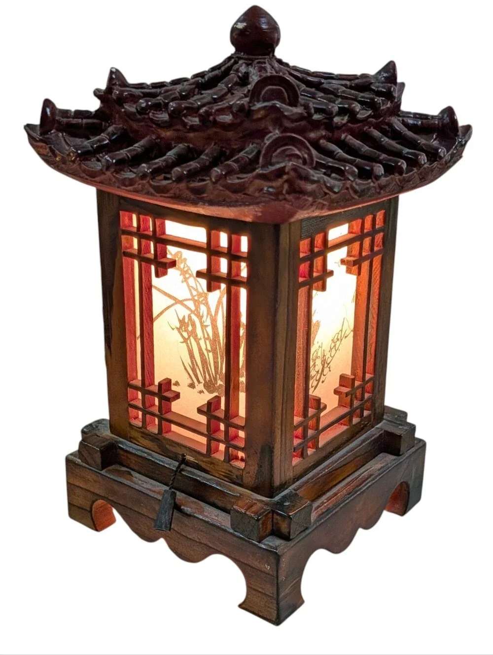 Traditional Korean Wood Pagoda Lamp Vintage Works Asian Chinoiserie Bedside